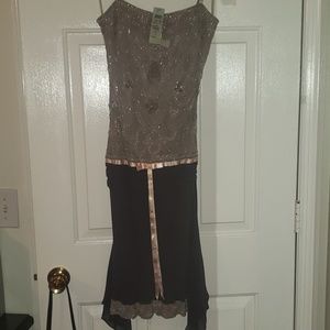 Beautiful beaded Cache dress sz 2